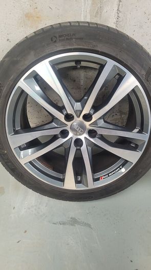 19" Audi alloys