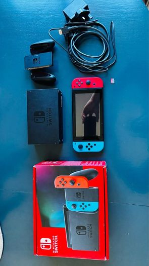 Nintendo Switch Console (Neon Red/Blue) Boxed + 2 Games + Case & Memory Card