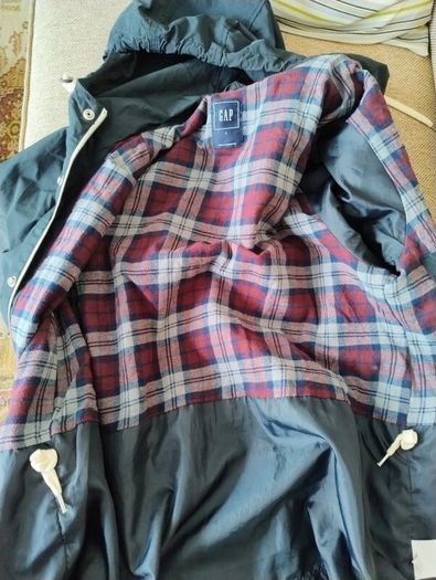 GAP ladies jacket coat with hood and zip and clip button closure in very good condition with no issues see last three photos for exact measurements size large FREE STANDARD POSTAGE INCLUDED