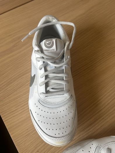 Nike tennis / padel trainers  - court lite - hardly worn