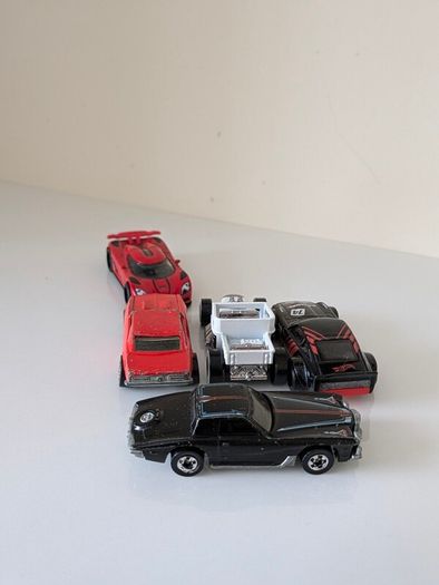 Hot Wheels Die-cast Car Collection - Set of 5
