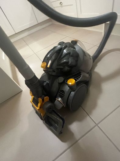 Dyson hoover