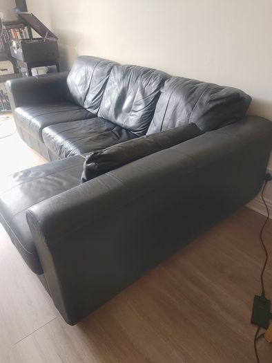 FREE 3-Seater L-Shaped Black Sofa