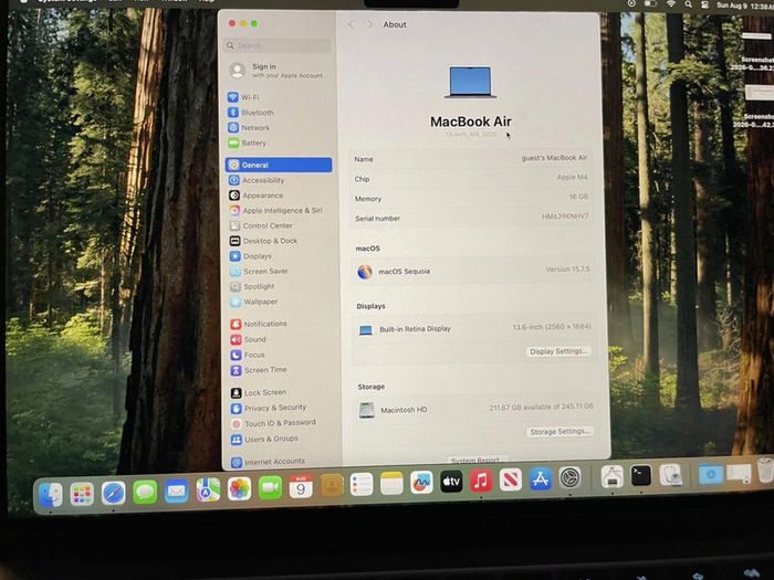 MacBook Air M4 13 2025