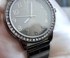 Laura Ashley Expansion Watch