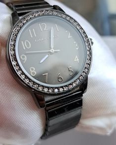 Laura Ashley Expansion Watch