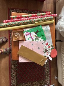 Gift giving starter pack