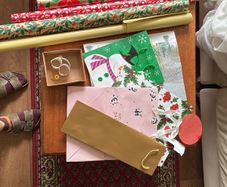Gift giving starter pack