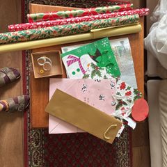 Gift giving starter pack