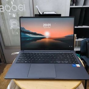 Samsung laptop 13th gen