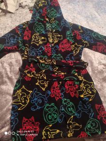 Pokemon boys bathrobe size 9-10 yrs