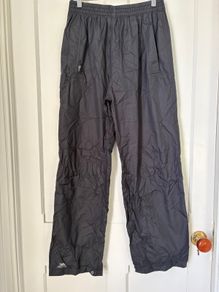Trespass waterproof trousers, unisex, size L, black, pack away size