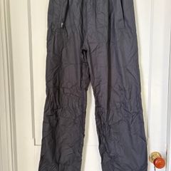 Trespass waterproof trousers, unisex, size L, black, pack away size