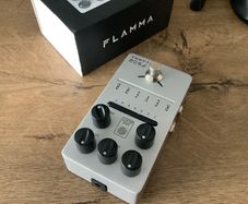 Flamma FS02 Stereo Reverb guitar box
