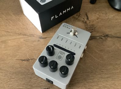 Flamma FS02 Stereo Reverb guitar box