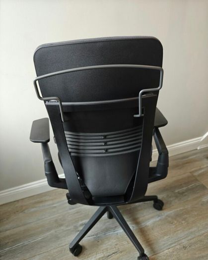 Steelcase Gesture Top Spec