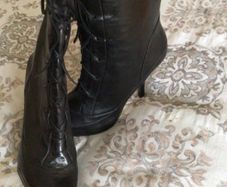 Nine West Black Leather Mid Calf Boots