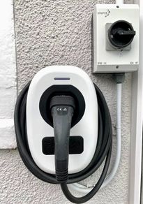 Sync Energie EV charger, tethered