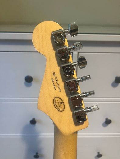 Fender Strat