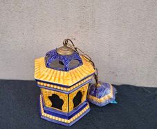 Marrocan style ceiling lamp postage possible