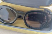Discover Timeless Elegance: Authentic Gucci GG1553S-001 Sunglasses
