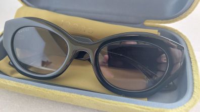 Discover Timeless Elegance: Authentic Gucci GG1553S-001 Sunglasses