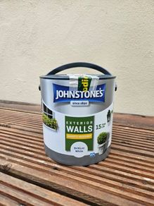 Johnstones Brilliant White - Masonry Paint
