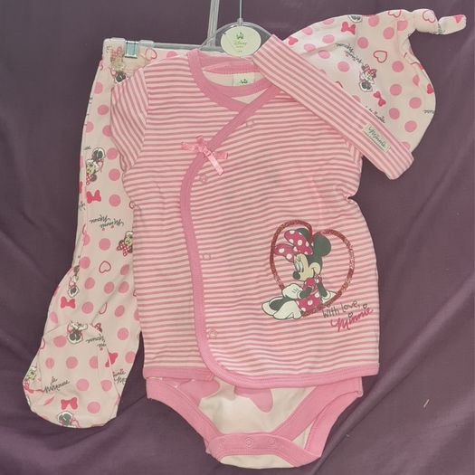 Minnie Mouse 4 Piece Set. 6-9 Months. New
