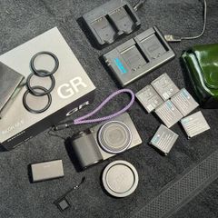 Ricoh GR IV (GR4) + GF-2 Flash & Lots of Extra
