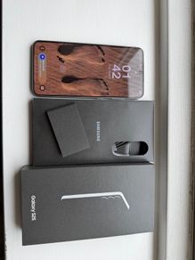 s25 128 gb like new