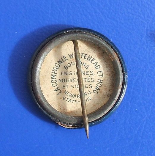 ESPOIR ET SALUT DE LA  FRANCE (Hope & Salvation of France) - an antique button-badge of the Sacred Heart of Jesus France (1910's)