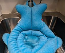 Skiphop baby bath cushion