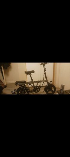electric bikes  for sale the smile one needs a battery  and the electric crerea needs a display and comes with charger