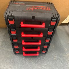 Milwaukee fuel stackable boxes x5