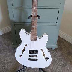 Custom built Fender Tom DeLonge starcaster