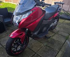 Honda Integra 750 D