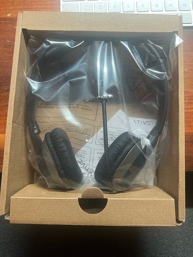 Creative ChatMax Headset / Microphone - HS-720