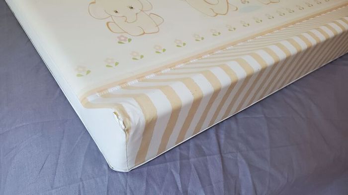 Babylo padded cot top baby changing mat