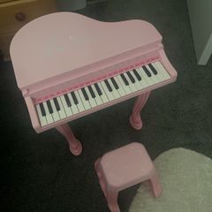 kids pink piano
