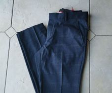 Smart mens trouser (32R)