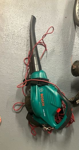 Bosch leaf blower