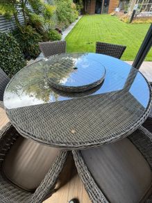 Rattan Round Table and 6 Chairs