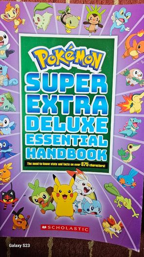 Pokemon. Super Extra Duluxe Essential Handbook.