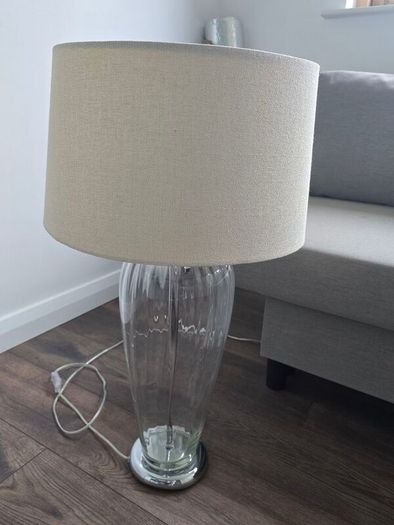 Table lamp