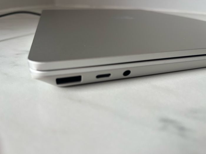 Microsoft Surface Laptop