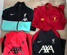 Liverpool men's jumper collection size medium
