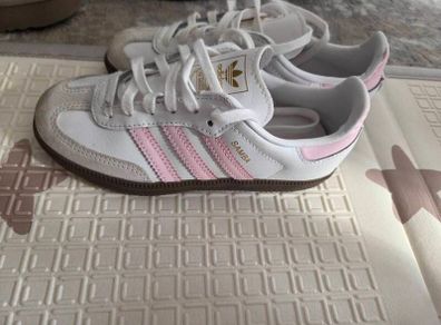 Girls Gazelle adidas trainers size 12 uk