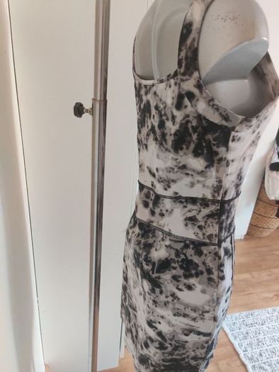 Dolce Vita zipped dress Size UK10/12 EU38/40 Postage included