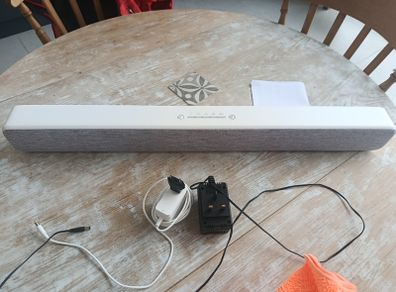Soundbar speaker
