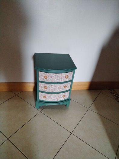 bedside locker